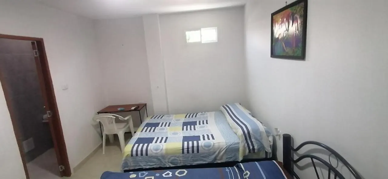 Habitaciones Y Apartamento Fania Gaira 0*,