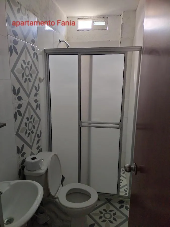 Guest house Habitaciones Y Apartamento Fania Gaira